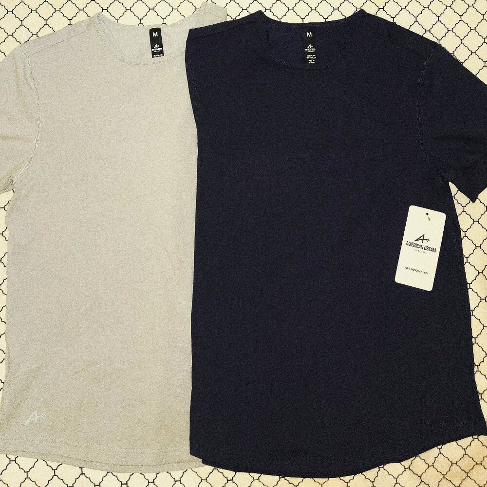 2 Men's Activewear Split Hem Tee Shirts Size Medium Navy & Stone Colorways NWT